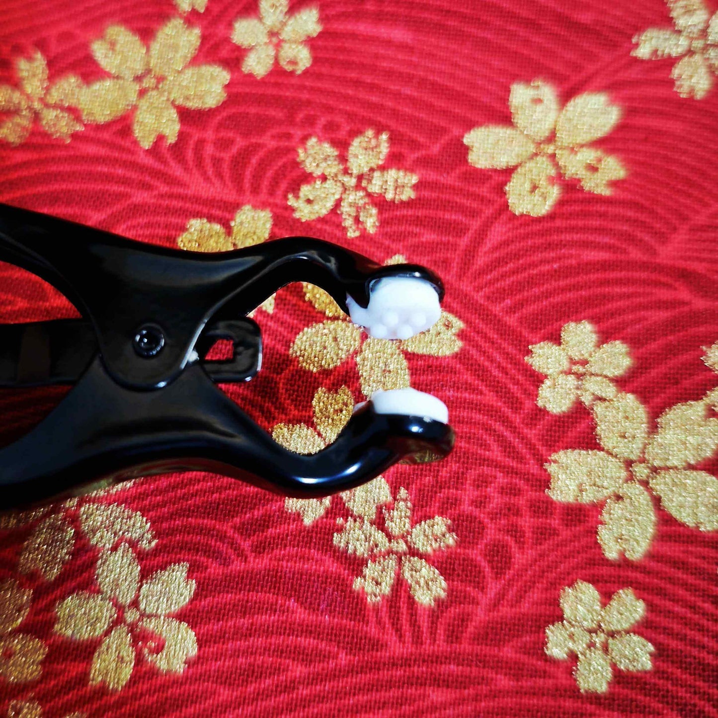 Clover Clamps