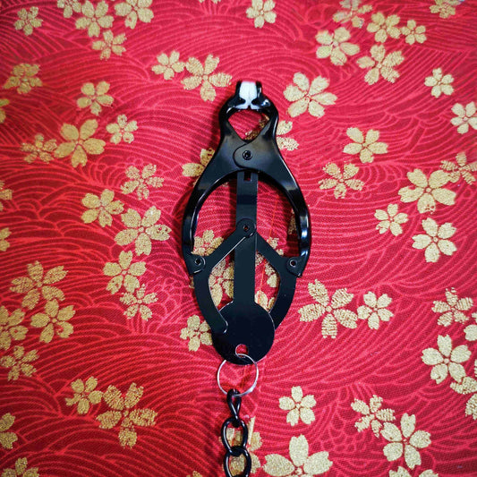 Clover Clamps